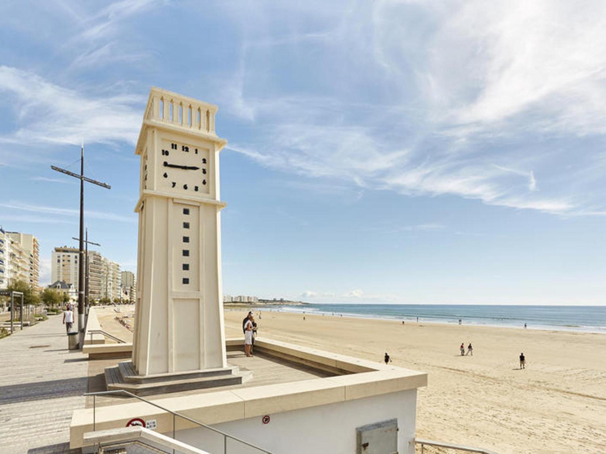 Appartement T2 Face Plage Avec Balcon, Cuisine Equipee Et Tv - Fr-1-92-908 Les Sables-dʼOlonne Exterior foto